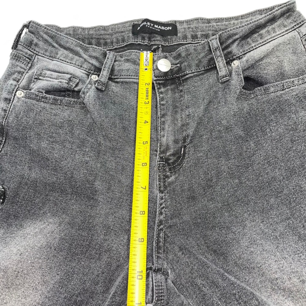 Ashley Mason Premium Womens Gray Flare Jeans Cross Patch Distressed Size 9/29 - Picture 5 of 9